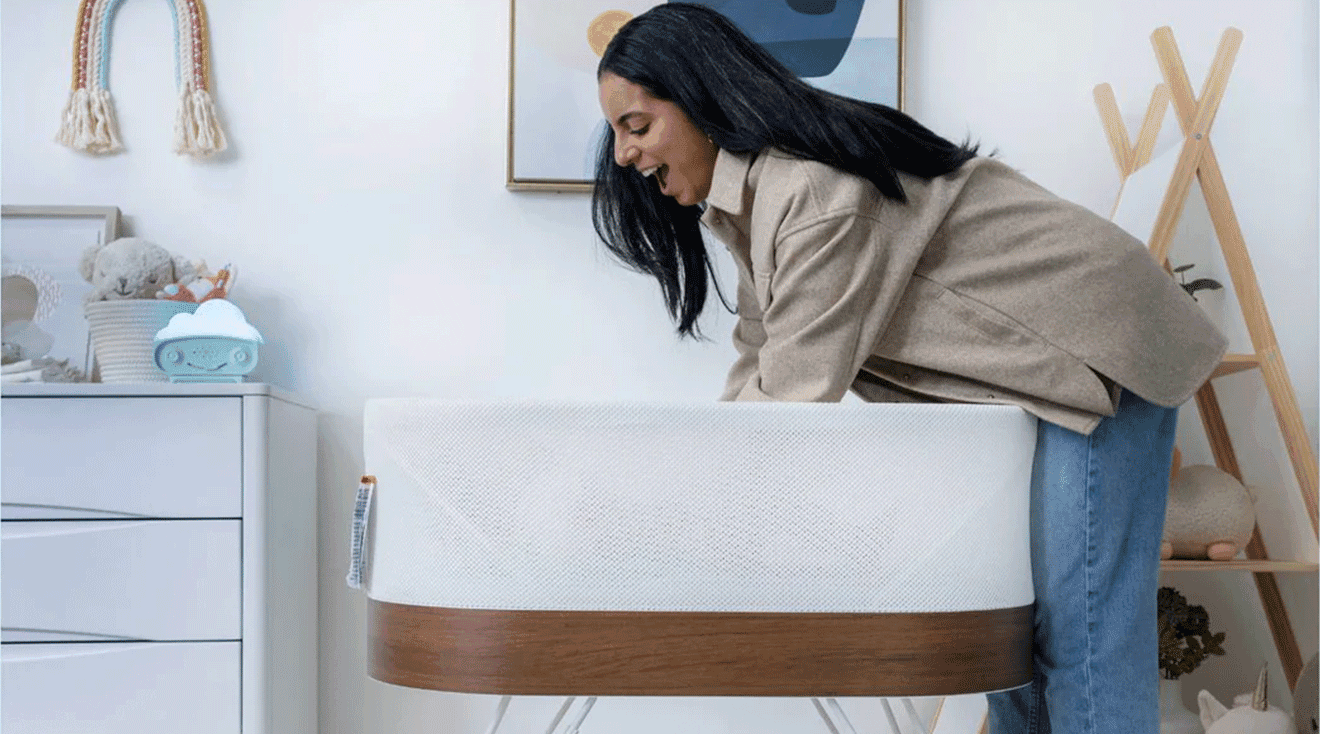 SNOO Smart Sleeper view 2